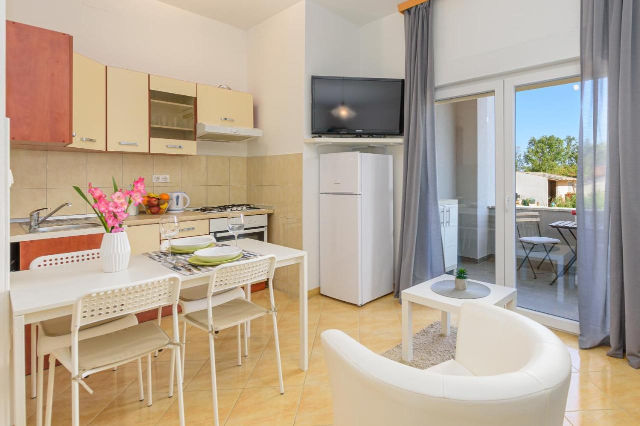 Apartmani Vita, Liznjan - Apartman 2 Exteriér fotografie